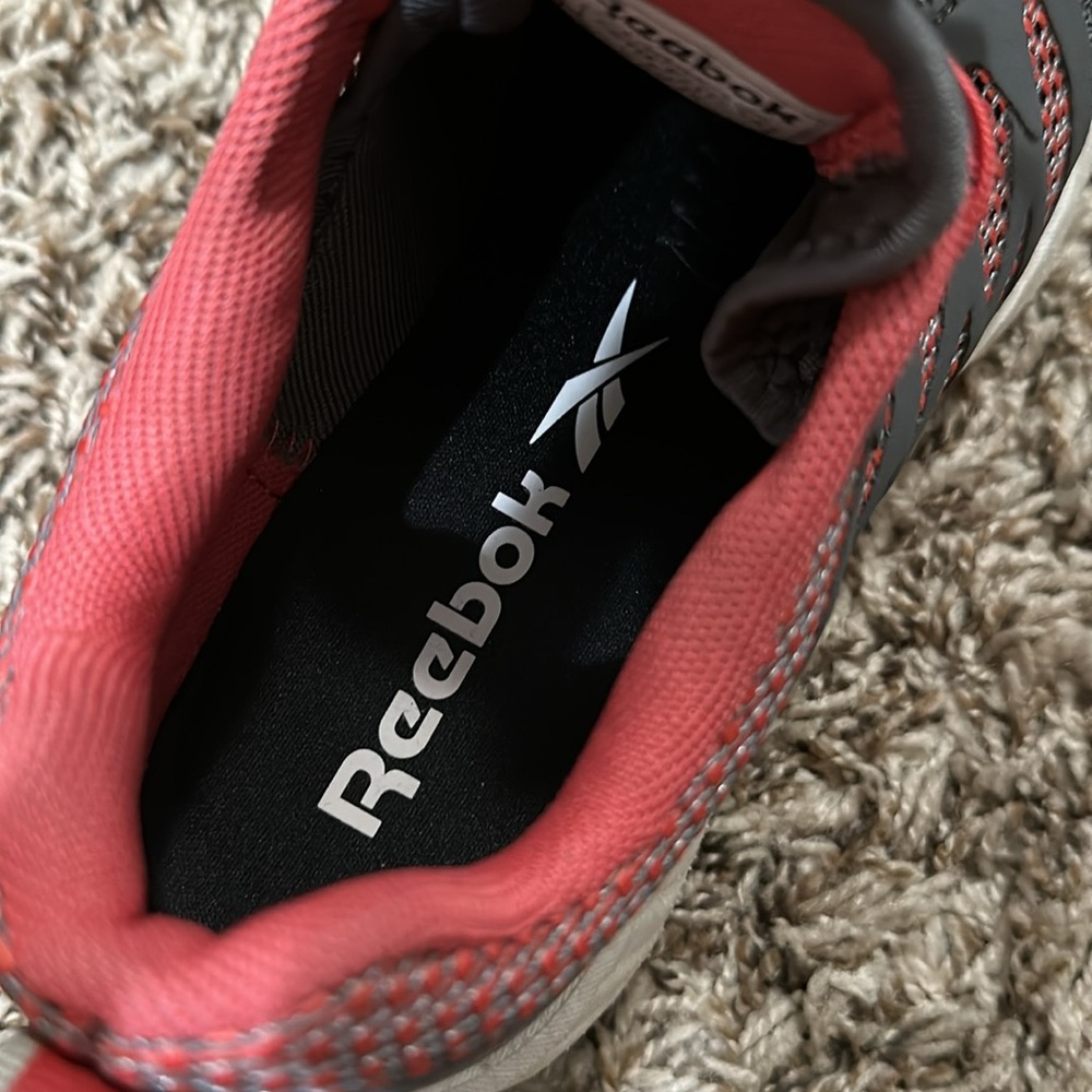 Reebok Steel Toe Tennishoes - Picture 2 of 2